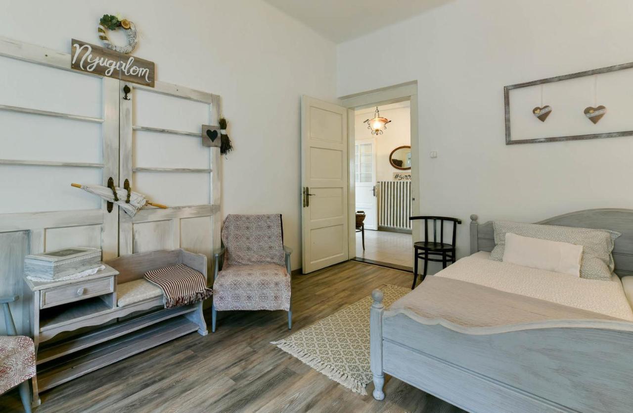 Halháza Erdészlak Apartman Sirok Extérieur photo